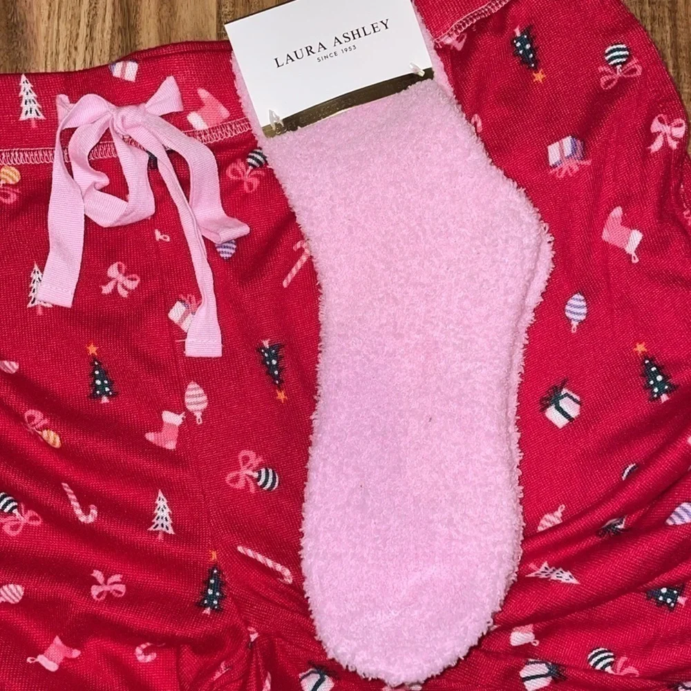 Laura Ashley laura ashley